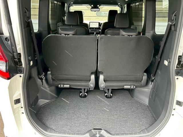 ノア ハイブリッドＳ－Ｚ　ワンオーナー　／　純正ＡＷ　／　全周囲カメラ　／　フルセグＴＶ　／　両側電動スライドドア　／　電動リアゲート　／　シートヒーター　／　障害物センサー　／　アダプティブクルーズコントロール（39枚目）
