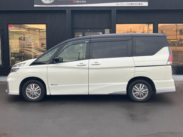 セレナ ライダー 純正ナビ テレビ インテリジェントアラウンドビュー 両側パワスラ 夏冬タイヤ(10枚目)