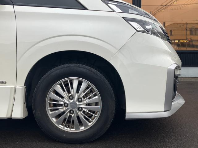 セレナ ライダー 純正ナビ テレビ インテリジェントアラウンドビュー 両側パワスラ 夏冬タイヤ(12枚目)