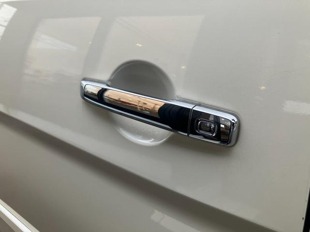 セレナ ライダー 純正ナビ テレビ インテリジェントアラウンドビュー 両側パワスラ 夏冬タイヤ(25枚目)