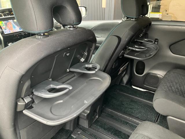 セレナ ライダー 純正ナビ テレビ インテリジェントアラウンドビュー 両側パワスラ 夏冬タイヤ(33枚目)