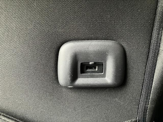 セレナ ライダー 純正ナビ テレビ インテリジェントアラウンドビュー 両側パワスラ 夏冬タイヤ(35枚目)