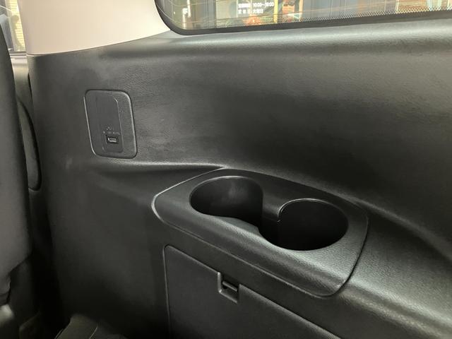 セレナ ライダー 純正ナビ テレビ インテリジェントアラウンドビュー 両側パワスラ 夏冬タイヤ(38枚目)