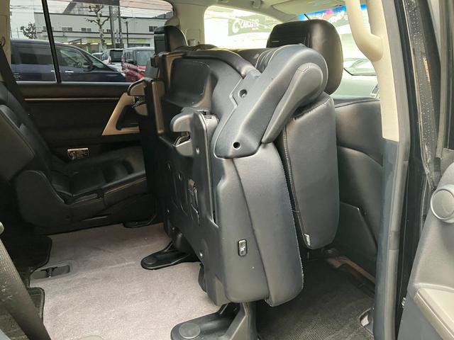 三列目のアクセス楽々！