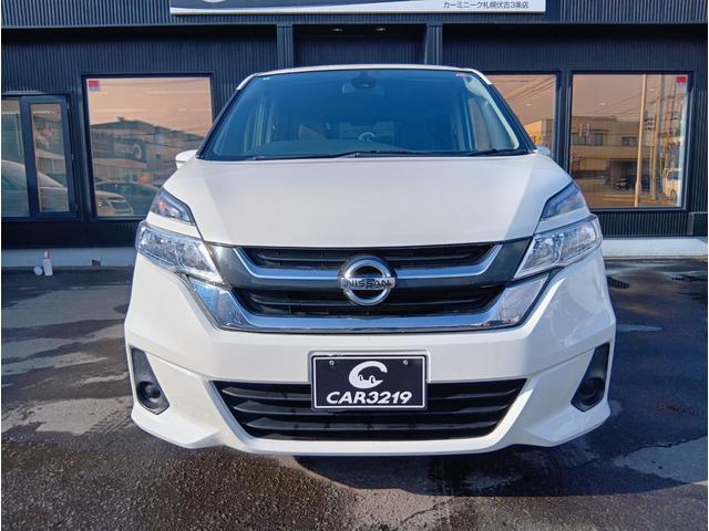 セレナ X 4WD 8人乗 パワスラ バックカメラ リアオートエアコン エマブレ 車線逸脱 クルーズコントロール ETC プッシュスタート インテリキー(3枚目)