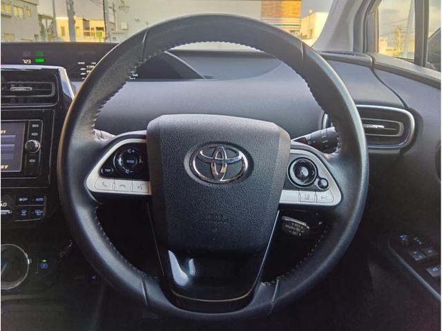 プリウス Sツーリングセレクション 寒冷地仕様 LED ヘッドライト フォグライト フルエアロクルコン プリクラ シートヒーター 純正ナビ 地デジTV バックカメラ ETC プッシュスタート(24枚目)