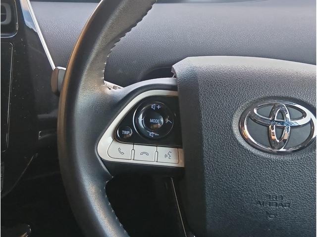 プリウス Sツーリングセレクション 寒冷地仕様 LED ヘッドライト フォグライト フルエアロクルコン プリクラ シートヒーター 純正ナビ 地デジTV バックカメラ ETC プッシュスタート(25枚目)