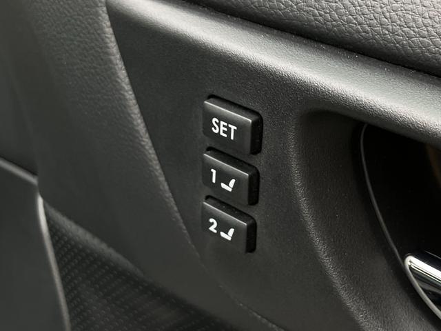 レガシィＢ４ リミテッド　４ＷＤ　サンルーフ　黒革シート　パワーシート　シートヒーター　社外ナビ　地デジＴＶ　Ｂカメラ　ＬＥＤヘッドランプ　アイサイトＶｅｒ３　プリクラッシュブレーキ　車線逸脱　全車速追従クルコン　ＥＴＣ（19枚目）