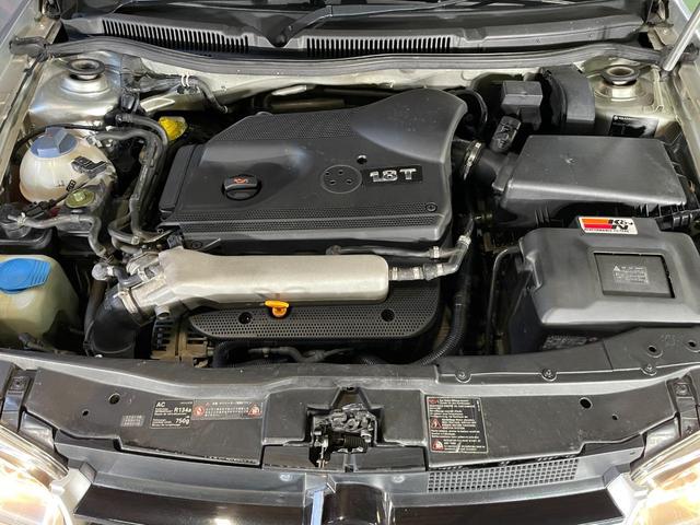 ＧＴＩ　５速ＭＴ　サンルーフ　ＢＢＳホイール　社外マフラー　ＥＴＣ　ＪＢＬスピーカー　ターボ(16枚目)