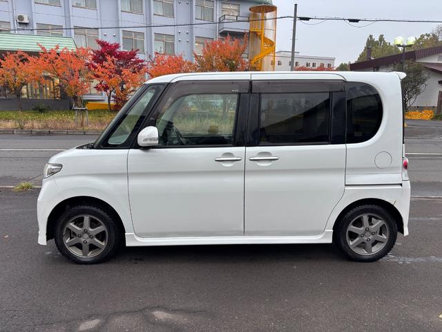 タント カスタムＸ　４ＷＤ（8枚目）