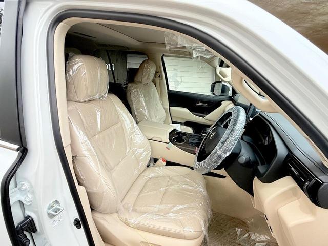 TOYOTA LAND CRUISER ZX | 2025 | PEARL WHITE | 15 km