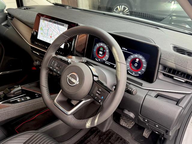 オーラ Ｇ　ＦＯＵＲ　レザーエディション　メーカーオプションニッサンコネクト９インチナビ　ＥＴＣ２．０　ＢＯＳＥサウンドシステム　プロパイロット　アラウンドビュー　寒冷地仕様　ドライブレコーダー　純正アルミ夏タイヤセット積込　ワンオーナー（14枚目）