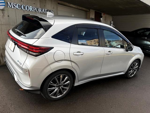 オーラ Ｇ　ＦＯＵＲ　レザーエディション　メーカーオプションニッサンコネクト９インチナビ　ＥＴＣ２．０　ＢＯＳＥサウンドシステム　プロパイロット　アラウンドビュー　寒冷地仕様　ドライブレコーダー　純正アルミ夏タイヤセット積込　ワンオーナー（18枚目）