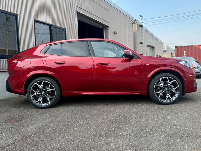 X2 xDrive 20i Mスポーツハイラインパッケージ パノラマルーフ ベージュレザー ハーマンカードン ETC ヘッドアップ(5枚目)