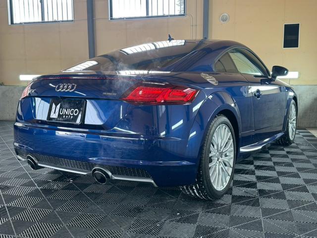 ＴＴクーペ ２．０ＴＦＳＩ　クワトロ　Ｓラインパッケージ　ＥＴＣ　純正ナビ　地デジ　バックカメラ　スタッドレスセット　本州仕入れ（6枚目）