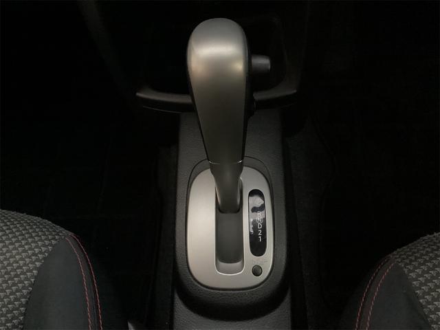 ノート ライダー 4WD ドライブレコーダー ナビ アルミホイール HID スマートキー 電動格納ミラー AT 盗難防止システム 衝突安全ボディ ABS エアコン パワーステアリング パワーウィンドウ(27枚目)