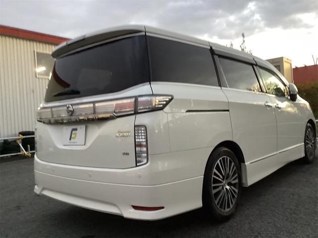 エルグランド 350ハイウェイスタープレミアム 4WD クリアランスソナー 両側スライドドア LEDヘッドランプ 3列シート フルフラット CVT アルミホイール 盗難防止システム 衝突安全ボディ ABS ESC エアコン パワーステアリング(12枚目)