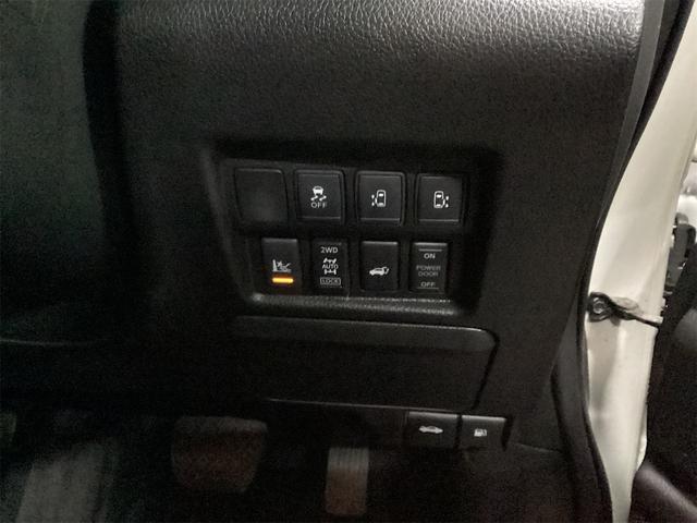 エルグランド 350ハイウェイスタープレミアム 4WD クリアランスソナー 両側スライドドア LEDヘッドランプ 3列シート フルフラット CVT アルミホイール 盗難防止システム 衝突安全ボディ ABS ESC エアコン パワーステアリング(27枚目)