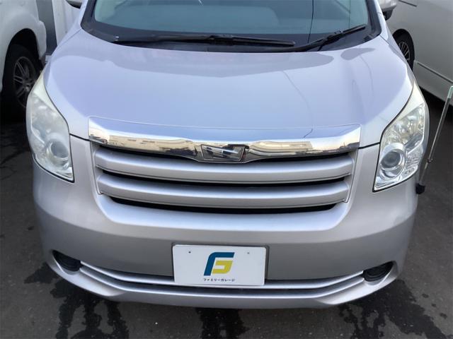 ノア ２．０Ｘ　４ＷＤ　両側スライドドア　３列シート　ＣＶＴ　ＣＤ　カセット　エアコン　パワーウィンドウ（14枚目）