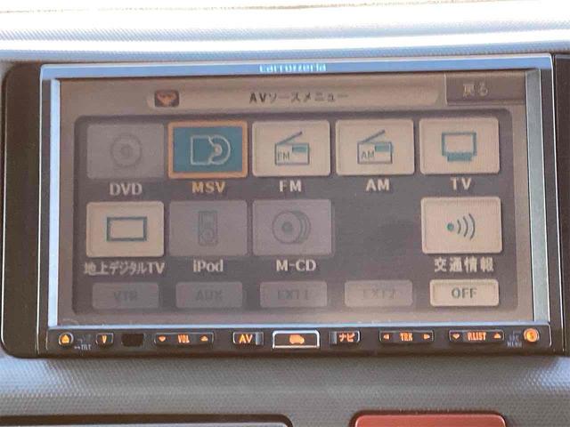 ハイエースワゴン 　ＤＸ　４ＷＤ　ソーラーパネル　換気扇　べバストヒーター　ベッドキット　ＥＴＣ　１００Ｖ電源　サブバッテリー　テーブル　ＨＤＤオーディオ　網戸（16枚目）