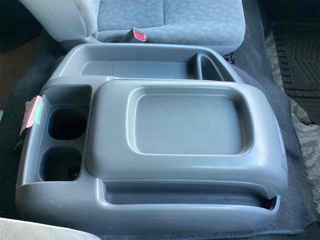 ハイエースワゴン 　ＤＸ　４ＷＤ　ソーラーパネル　換気扇　べバストヒーター　ベッドキット　ＥＴＣ　１００Ｖ電源　サブバッテリー　テーブル　ＨＤＤオーディオ　網戸（26枚目）