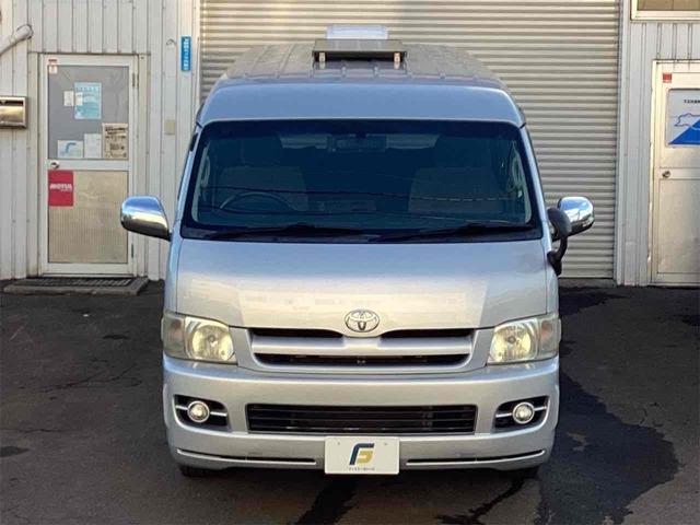 ハイエースワゴン 　ＤＸ　４ＷＤ　ソーラーパネル　換気扇　べバストヒーター　ベッドキット　ＥＴＣ　１００Ｖ電源　サブバッテリー　テーブル　ＨＤＤオーディオ　網戸（28枚目）