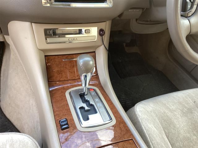 シーマ ３００Ｇ　ＥＴＣ　パークアシスト　ＴＶ　アルミホイール　ＡＴ　キーレスエントリー　電動格納ミラー　パワーシート　ＣＤ　カセット　エアコン　パワーステアリング　パワーウィンドウ（5枚目）