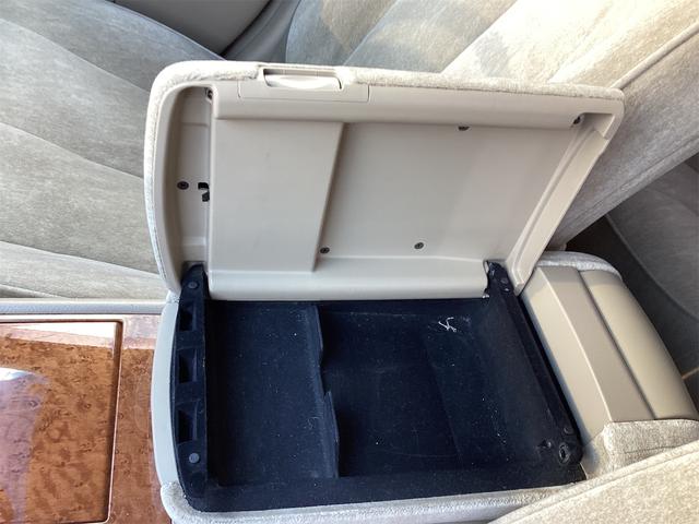 シーマ ３００Ｇ　ＥＴＣ　パークアシスト　ＴＶ　アルミホイール　ＡＴ　キーレスエントリー　電動格納ミラー　パワーシート　ＣＤ　カセット　エアコン　パワーステアリング　パワーウィンドウ（10枚目）