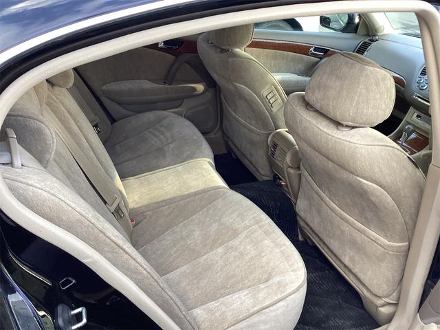 シーマ ３００Ｇ　ＥＴＣ　パークアシスト　ＴＶ　アルミホイール　ＡＴ　キーレスエントリー　電動格納ミラー　パワーシート　ＣＤ　カセット　エアコン　パワーステアリング　パワーウィンドウ（12枚目）