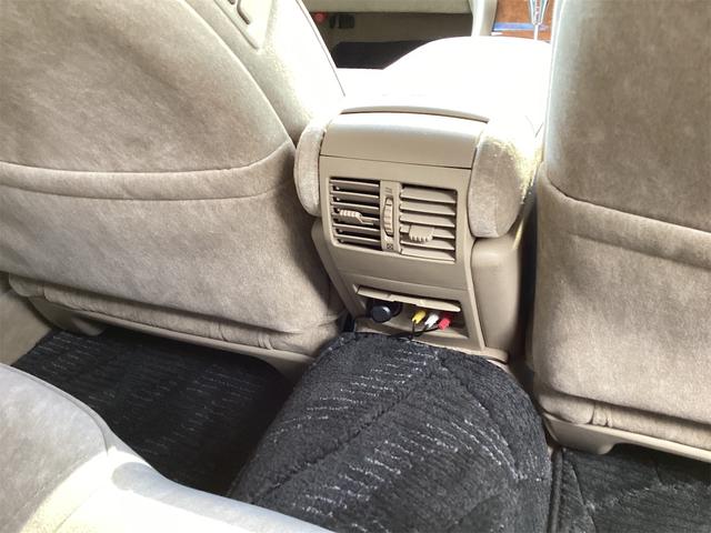 シーマ ３００Ｇ　ＥＴＣ　パークアシスト　ＴＶ　アルミホイール　ＡＴ　キーレスエントリー　電動格納ミラー　パワーシート　ＣＤ　カセット　エアコン　パワーステアリング　パワーウィンドウ（25枚目）