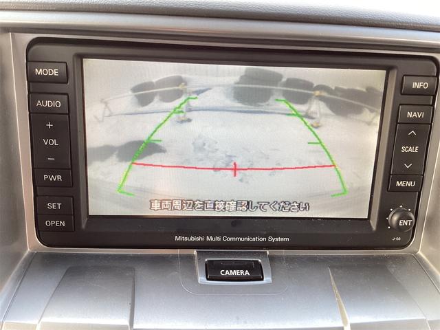 デリカＤ：５ Ｇ　ナビパッケージ　４ＷＤ　ドライブレコーダー　ＥＴＣ　バックカメラ　サイドカメラ　クルーズコントロール　両側スライド・片側電動　オートライト　スマートキー　電動格納ミラー　３列シート　アルミホイール　スタッドレスタイヤ（6枚目）