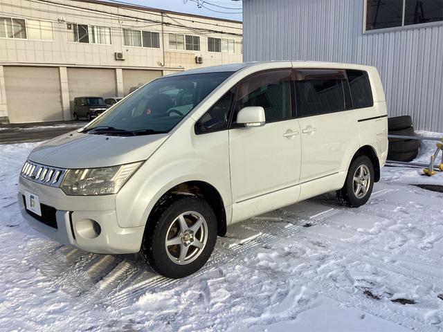 デリカＤ：５ Ｇ　ナビパッケージ　４ＷＤ　ドライブレコーダー　ＥＴＣ　バックカメラ　サイドカメラ　クルーズコントロール　両側スライド・片側電動　オートライト　スマートキー　電動格納ミラー　３列シート　アルミホイール　スタッドレスタイヤ（22枚目）