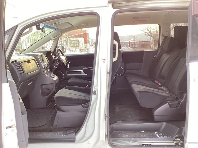 デリカＤ：５ Ｇ　ナビパッケージ　４ＷＤ　ドライブレコーダー　ＥＴＣ　バックカメラ　サイドカメラ　クルーズコントロール　両側スライド・片側電動　オートライト　スマートキー　電動格納ミラー　３列シート　アルミホイール　スタッドレスタイヤ（69枚目）