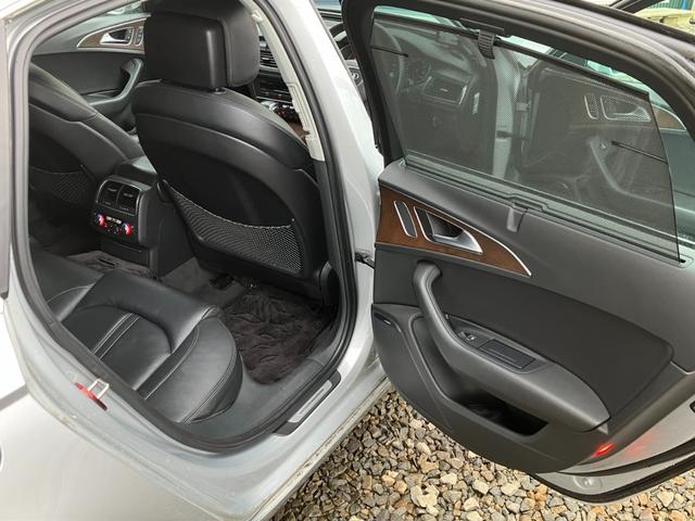 Ａ６ ３．０ＴＦＳＩクワトロ　３．０ＴＦＳＩクワトロ　４ＷＤ　ナビ　Ｂｌｕｅｔｏｏｔｈ　ＡＷＤ（5枚目）