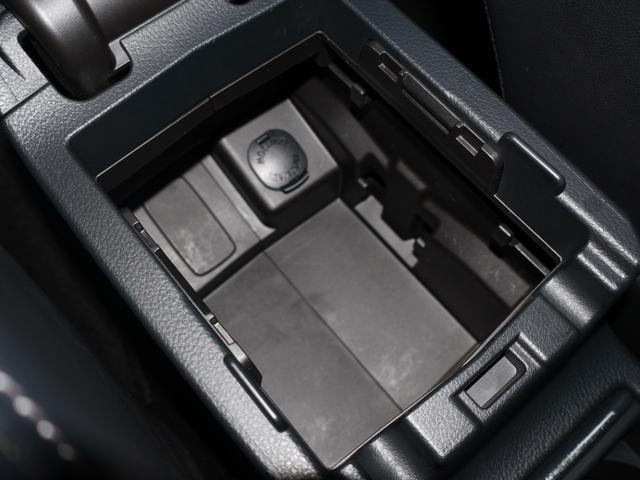 インプレッサＧ４ ２．０ｉ－Ｓアイサイト　ＳＤナビ　バックカメラ　パドルシフト　夏冬タイヤ付き　ディスチャージライト　プッシュスタート　ミラーヒーター　アダプティブクルーズコントロール　合皮コンビシート　パワーシート（32枚目）