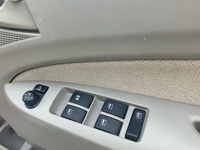 ムーヴ Ｌ　４ＷＤ　車検２年　キーレス　ドラレコ　ＥＴＣ　冬タイヤ（19枚目）