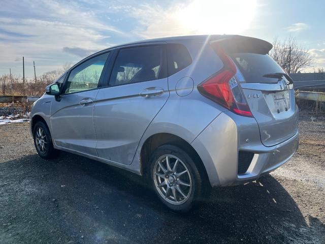 フィットハイブリッド Ｆパッケージ（3枚目）