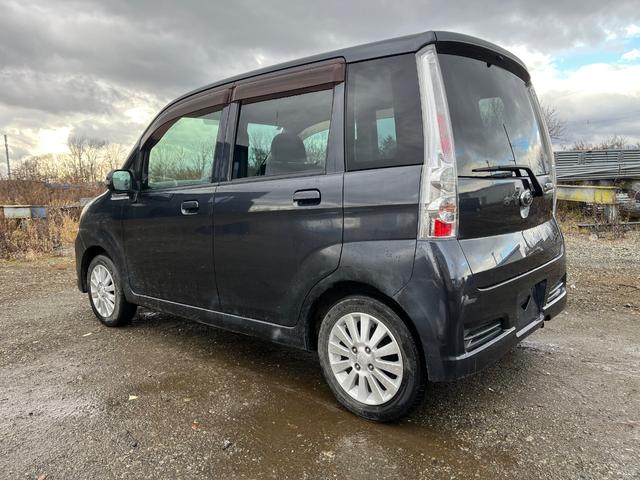 ステラ カスタムＲ　４ＷＤ（3枚目）