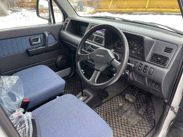 ワゴンＲ ＦＸ　４ＷＤ（5枚目）