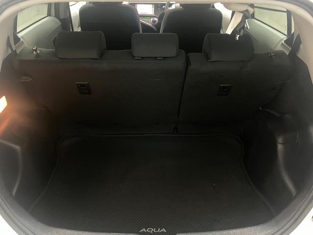 アクア 新規車検整備付☆1年距離無制限保証付☆ETC☆バックカメラ☆コーナーセンサー☆純正ナビ☆Bluetooth接続☆CD再生☆夏冬タイヤ付☆キーレス(18枚目)