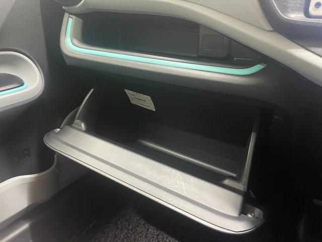 アクア 新規車検整備付☆1年距離無制限保証付☆ETC☆バックカメラ☆コーナーセンサー☆純正ナビ☆Bluetooth接続☆CD再生☆夏冬タイヤ付☆キーレス(39枚目)