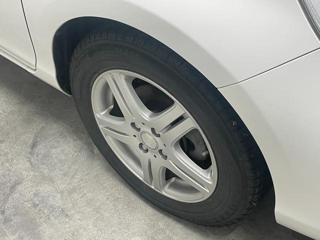 アクア 新規車検整備付☆1年距離無制限保証付☆ETC☆バックカメラ☆コーナーセンサー☆純正ナビ☆Bluetooth接続☆CD再生☆夏冬タイヤ付☆キーレス(45枚目)