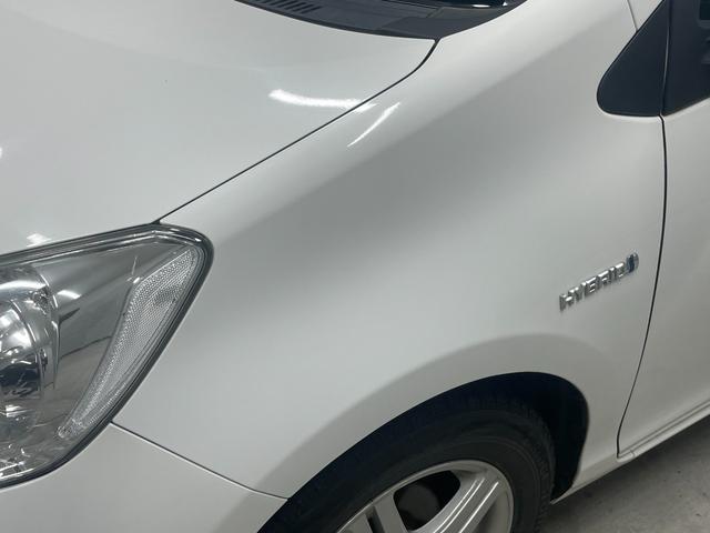 アクア 新規車検整備付☆1年距離無制限保証付☆ETC☆バックカメラ☆コーナーセンサー☆純正ナビ☆Bluetooth接続☆CD再生☆夏冬タイヤ付☆キーレス(64枚目)