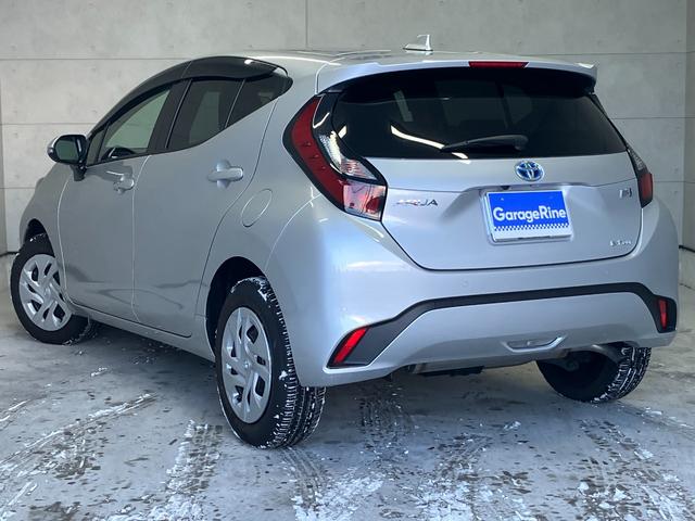 アクア G ワンオーナー☆4WD☆車検R8.9付☆トヨタメーカー保証☆トヨタセーフティセンス☆ETC☆シートヒーター☆Bluetooth接続☆DVD再生☆夏冬タイヤ付(2枚目)