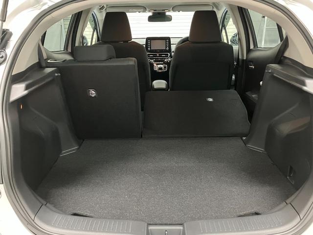 アクア G ワンオーナー☆4WD☆車検R8.9付☆トヨタメーカー保証☆トヨタセーフティセンス☆ETC☆シートヒーター☆Bluetooth接続☆DVD再生☆夏冬タイヤ付(18枚目)