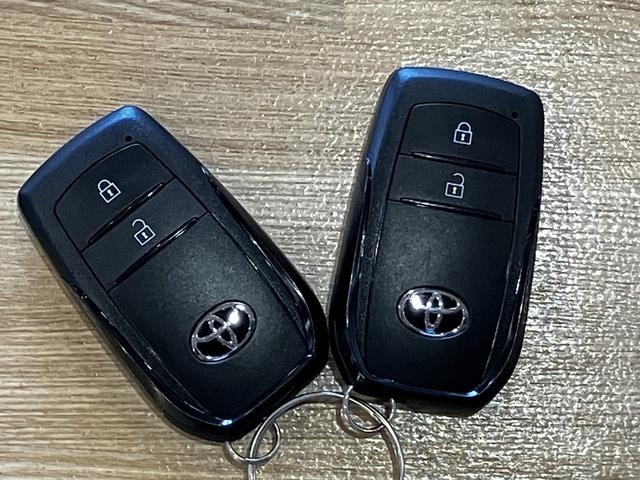 アクア G ワンオーナー☆4WD☆車検R8.9付☆トヨタメーカー保証☆トヨタセーフティセンス☆ETC☆シートヒーター☆Bluetooth接続☆DVD再生☆夏冬タイヤ付(74枚目)