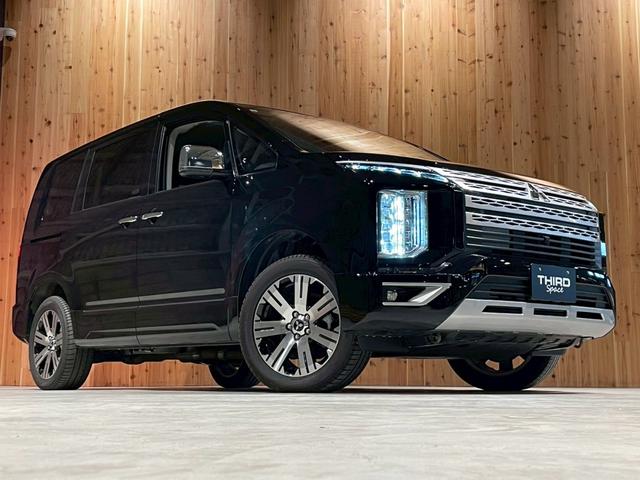 デリカＤ：５ Ｐ　４ＷＤ　ＭＤＦベッドキット　ヴァレンティＬＥＤテール　純正カーテン　ＪＡＯＳリアスポイラー　両側パワースライドドア　ＫＥＮＷＯＯＤＳＤナビ　前席シートヒーター　電動リアゲート　Ｄ席パワーシート（15枚目）