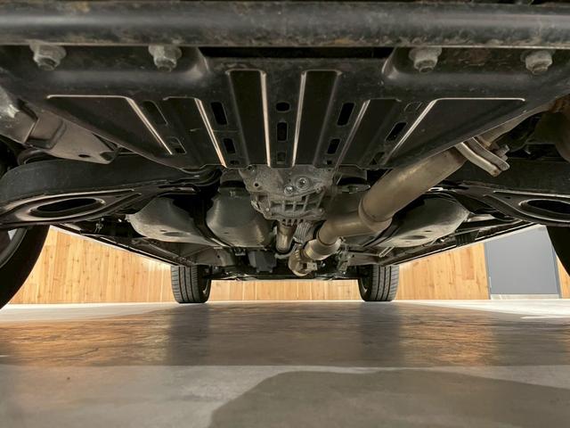 デリカＤ：５ Ｐ　４ＷＤ　ＭＤＦベッドキット　ヴァレンティＬＥＤテール　純正カーテン　ＪＡＯＳリアスポイラー　両側パワースライドドア　ＫＥＮＷＯＯＤＳＤナビ　前席シートヒーター　電動リアゲート　Ｄ席パワーシート（23枚目）