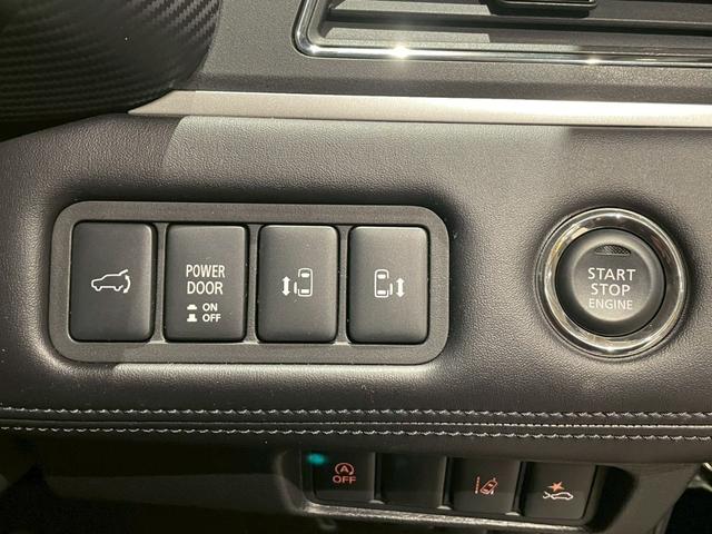 デリカＤ：５ Ｐ　４ＷＤ　ＭＤＦベッドキット　ヴァレンティＬＥＤテール　純正カーテン　ＪＡＯＳリアスポイラー　両側パワースライドドア　ＫＥＮＷＯＯＤＳＤナビ　前席シートヒーター　電動リアゲート　Ｄ席パワーシート（32枚目）