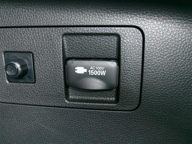 ハリアーハイブリッド Ｚ　レザーパッケージ　ナビＴＶ　寒冷地仕様　ＡＣ１００Ｖ電源　ＬＥＤライト　本革　エアコン　横滑り防止　クルーズコントロール　Ｐシート　ガラスルーフ　メディアプレイヤー接続　キーレスエントリー　フルセグテレビ　アルミ（12枚目）